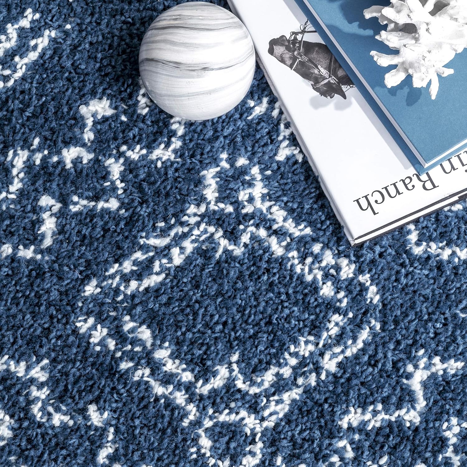 nuLOOM Vasiliki – Alfombra de pelo largo estilo tribal marroquí