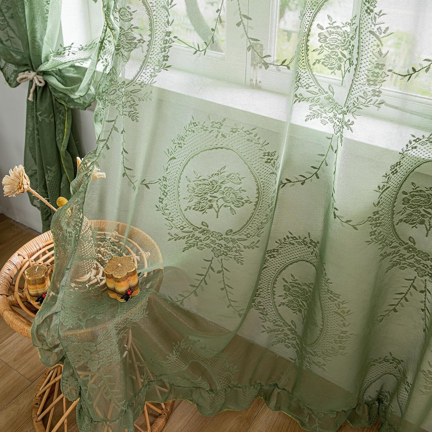 Sutuo Home Juego de 2 cortinas de encaje verde oliva de 84 pulgadas de largo, paneles transparentes con bordado floral rosa con volantes, par de