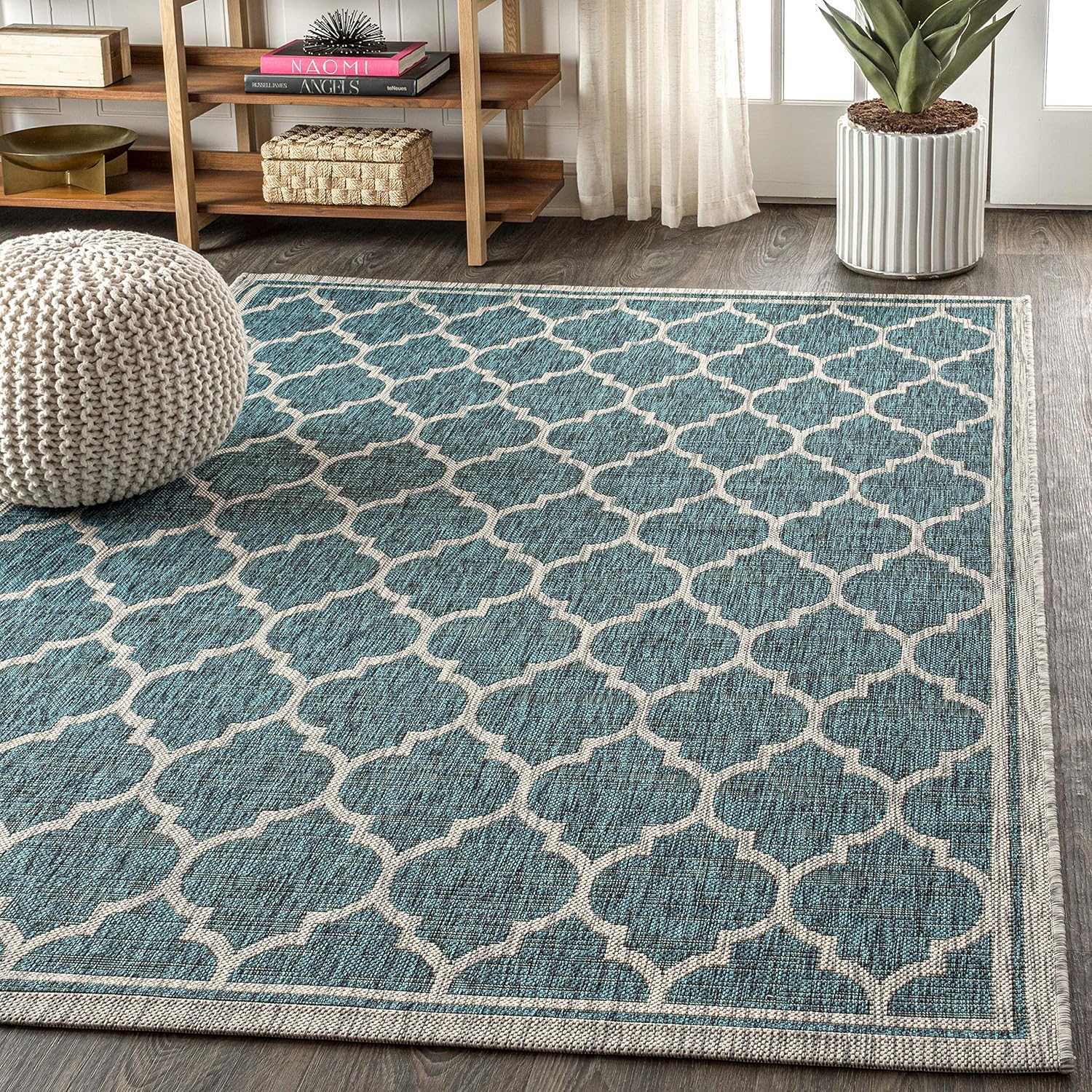 Alfombra tejida con textura y patrón enrejado en S marroquí en forma de trébol JONATHAN Y, para interioresexteriores, turquesagris, 5 x 8 pies