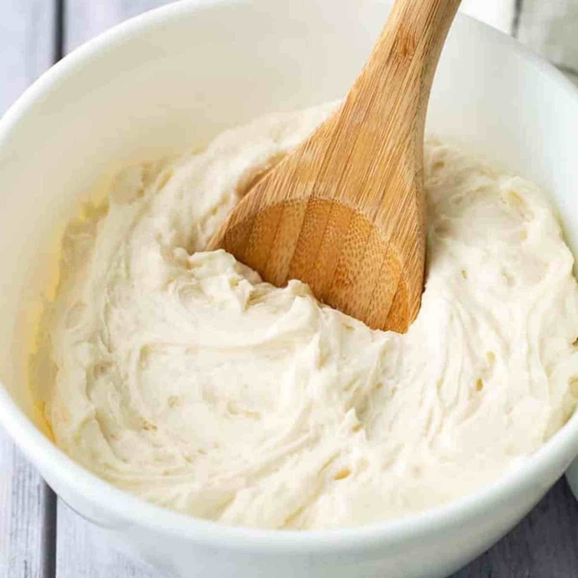 Favourite Vanilla Buttercream Frosting – Baking A Second Favourite Vanilla Buttercream Frosting – Baking A Second