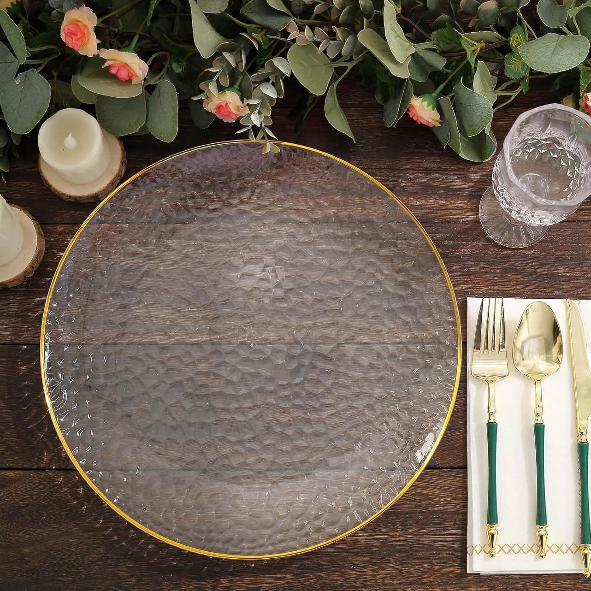 Efavormart 6 Pack | 13″ Clear With Gold Rim Hammered Plastic Charger Plates, Spherical Disposable Serving Plates Efavormart 6 Pack | 13″ Clear With Gold Rim Hammered Plastic Charger Plates, Spherical Disposable Serving Plates