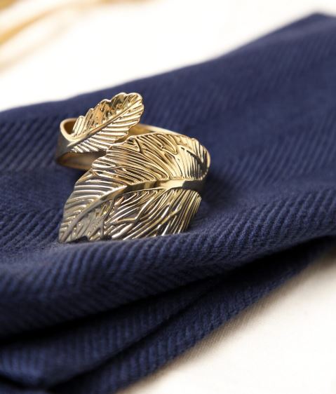 Esmée Serviettenring Feder gold Ø 4,5 cm