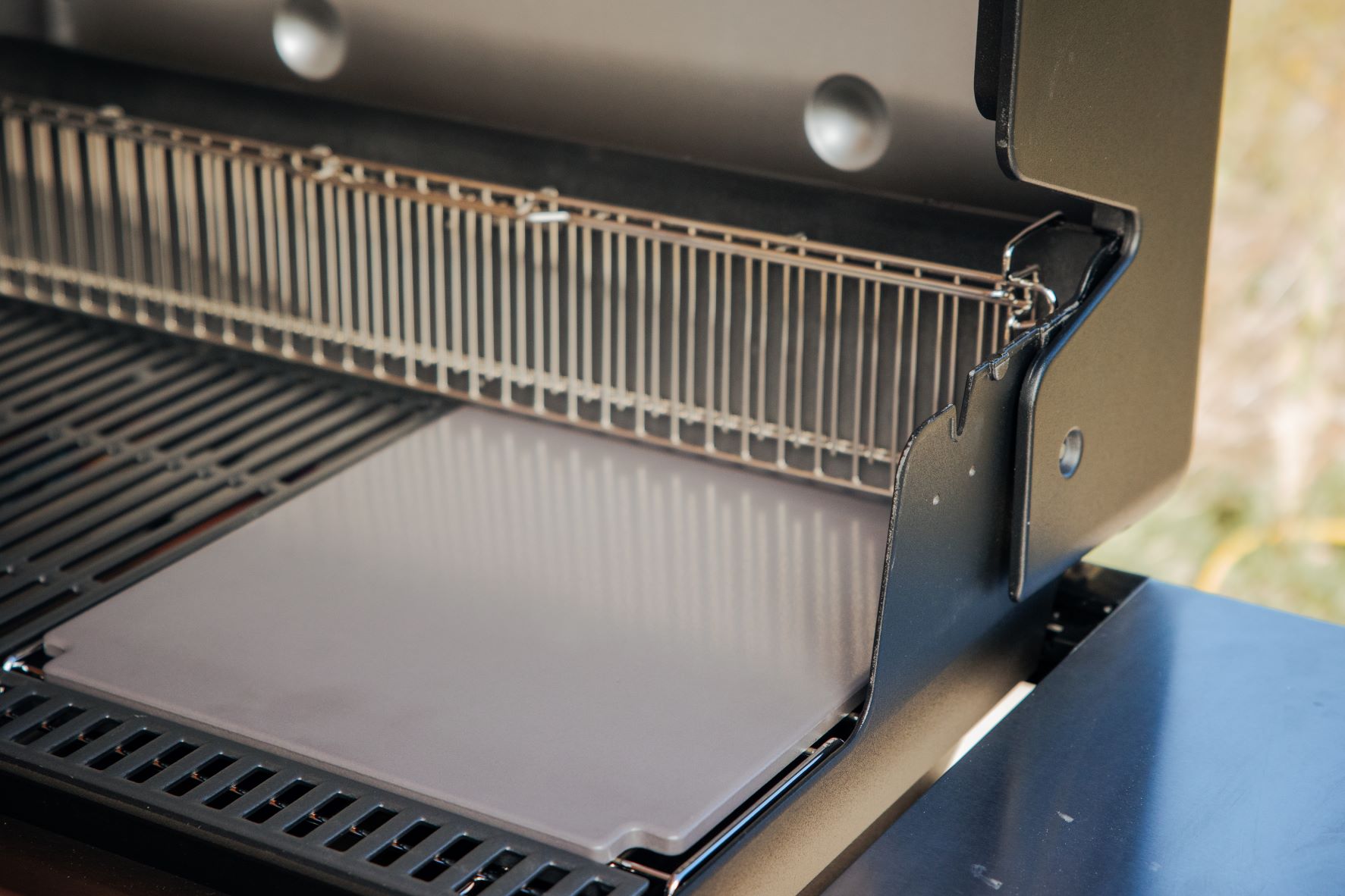 Weber CRAFTED Glasierter Grillstein / Pizzastein