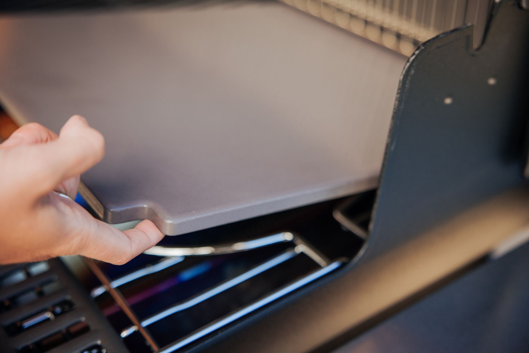 Weber CRAFTED Glasierter Grillstein / Pizzastein