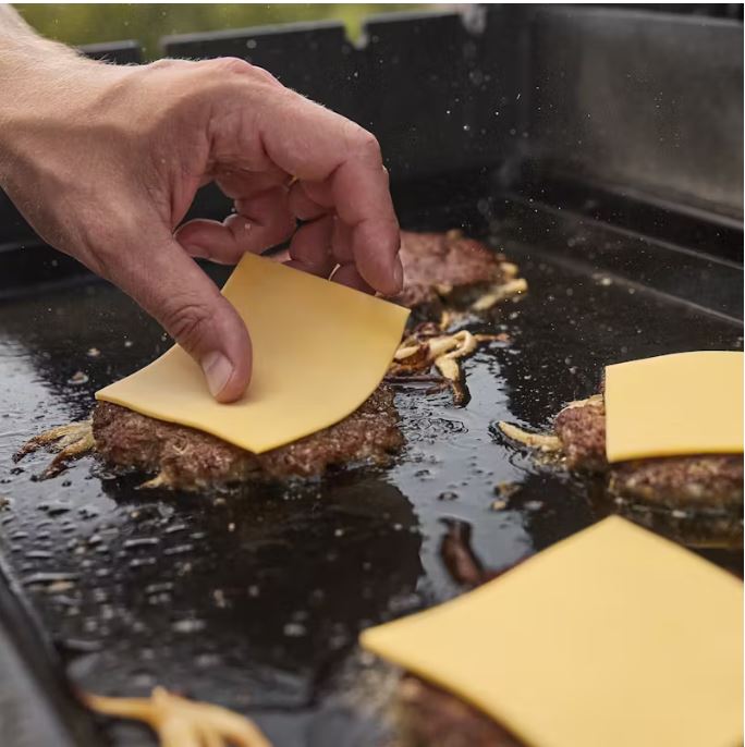 Weber Spirit E-410 Gasgrill schwarz