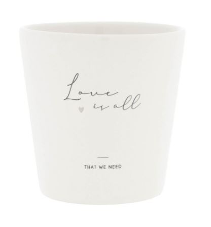 Bastion Collections Tasse “Love is all that we need”
