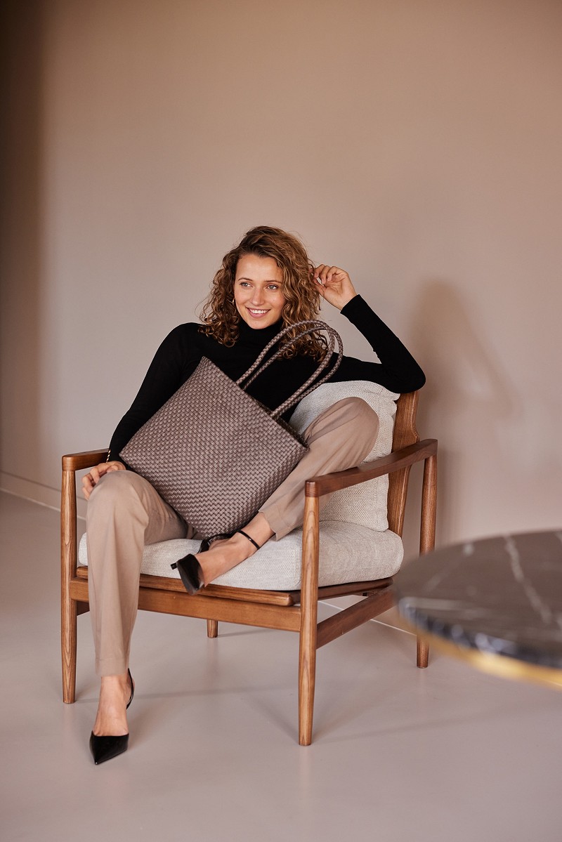 HANDED BY Einkaufstasche Solo Shopper taupe