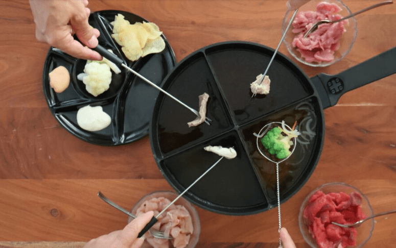 4Fondue Caquelon, rot, Ø 25 cm, mit 4 Abteilen