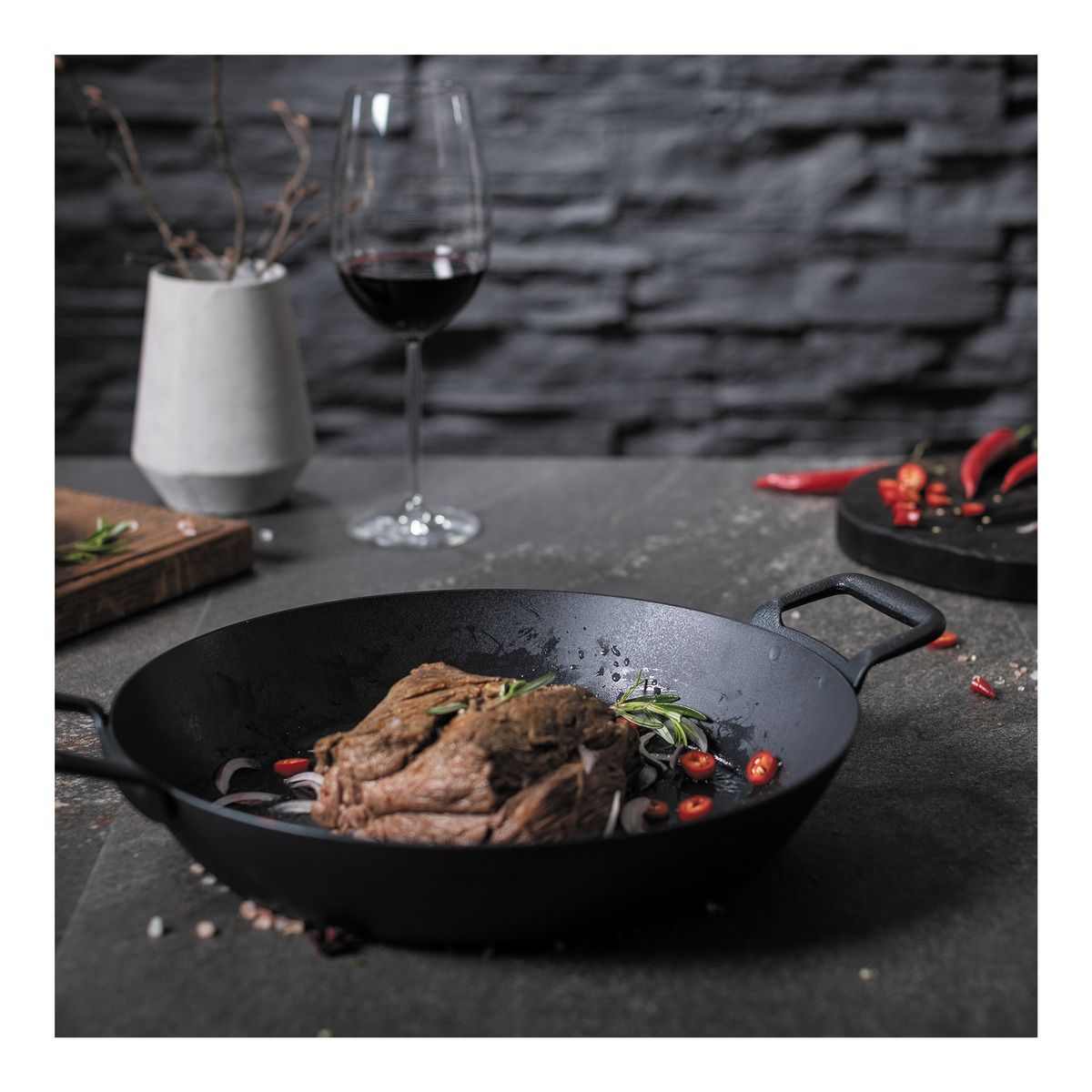 Kuhn Rikon Eisenpfanne Black Star mit Seitengriffen 28 cm