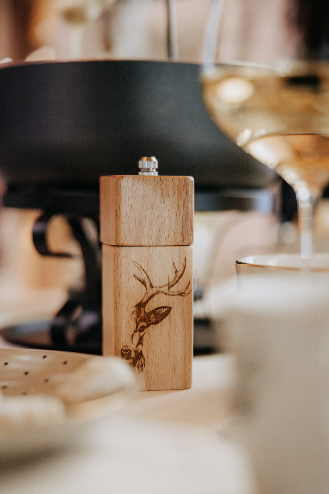 Salz- und Pfeffermühle “Hirsch Zoom”, 14 cm