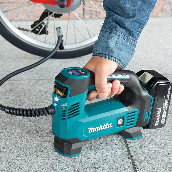 Makita Akku-Kompressor 18 V