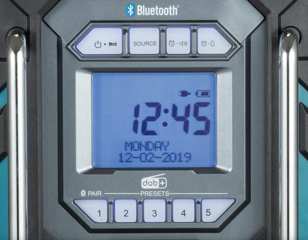 Makita Akku Baustellenradio inkl. 1 Akku 3.0 Ah DAB / DAB+ / FM / Bluetooth / Ladefunktion