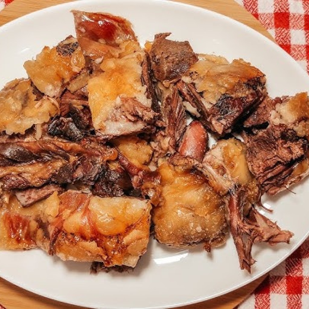 Naručili jagnjetinu u restoranu u Bosni, a račun ih je šokirao – Evo šta se desilo! Naručili jagnjetinu u restoranu u Bosni, a račun ih je šokirao – Evo šta se desilo!