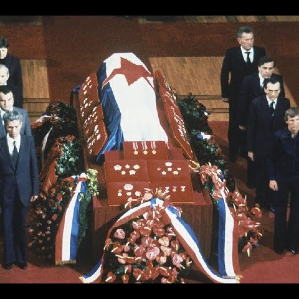 Lekari otkrili malo poznate detalje nakon Titove smrti: Šta je pokazala obdukcija? Lekari otkrili malo poznate detalje nakon Titove smrti: Šta je pokazala obdukcija?