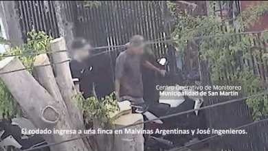 Roban una moto, se caen, y los detienen Roban una moto, se caen, y los detienen