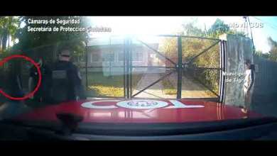 Una mujer y dos niños iban en una moto robada y se cayeron Una mujer y dos niños iban en una moto robada y se cayeron