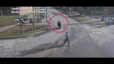 Detienen en Pacheco a dos sujetos con una moto robada Detienen en Pacheco a dos sujetos con una moto robada