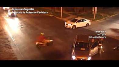 Chocan un auto y una moto en Don Torcuato Chocan un auto y una moto en Don Torcuato