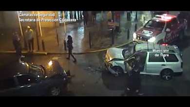 Giró a la izquierda y provocó un tremendo choque Giró a la izquierda y provocó un tremendo choque