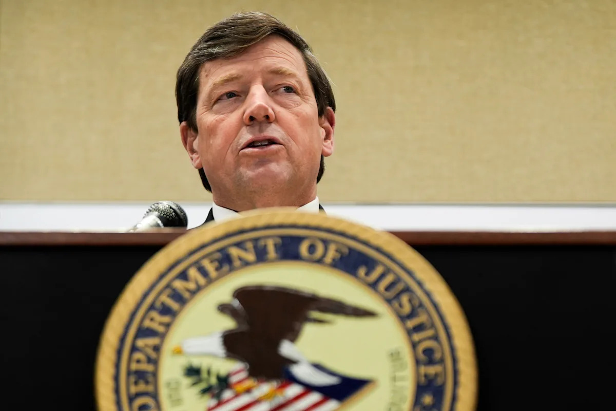 US Justice Department official ordered to drop inquiry into Sandy Hook lawsuit against Alex Jones US Justice Department official ordered to drop inquiry into Sandy Hook lawsuit against Alex Jones