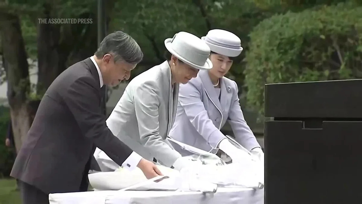 Japanese emperor and his wife and daughter pay respects to atomic bombing victims in Nagasaki Japanese emperor and his wife and daughter pay respects to atomic bombing victims in Nagasaki