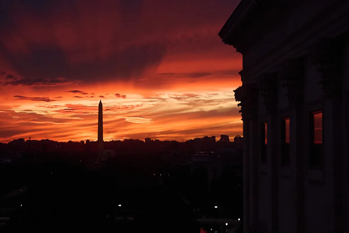 Government shutdown begins as nation faces new period of uncertainty Government shutdown begins as nation faces new period of uncertainty