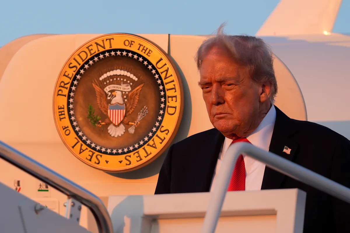 Trump intensifies promises of federal law enforcement action in Chicago Trump intensifies promises of federal law enforcement action in Chicago