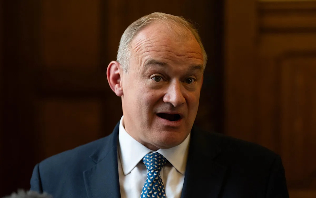 Musk is a criminal, claims Ed Davey Musk is a criminal, claims Ed Davey