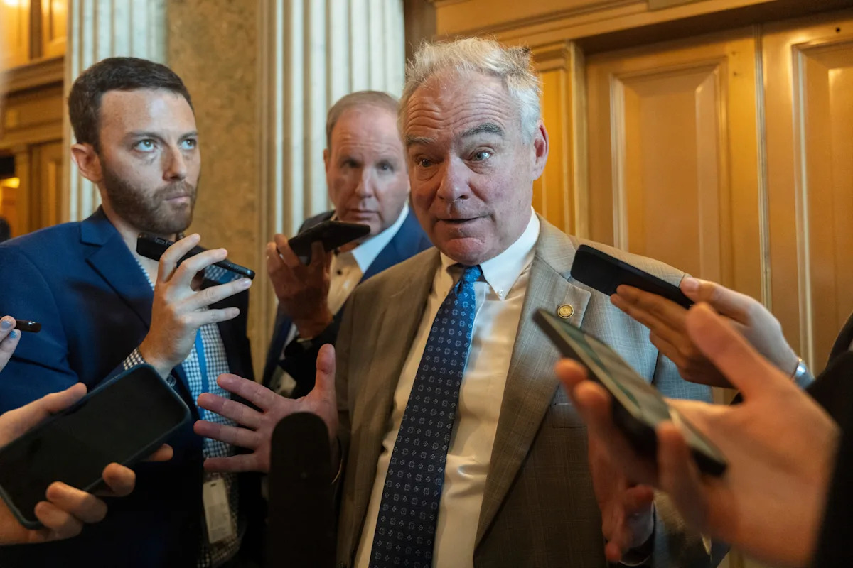 Senate votes to repeal Middle East war laws Senate votes to repeal Middle East war laws