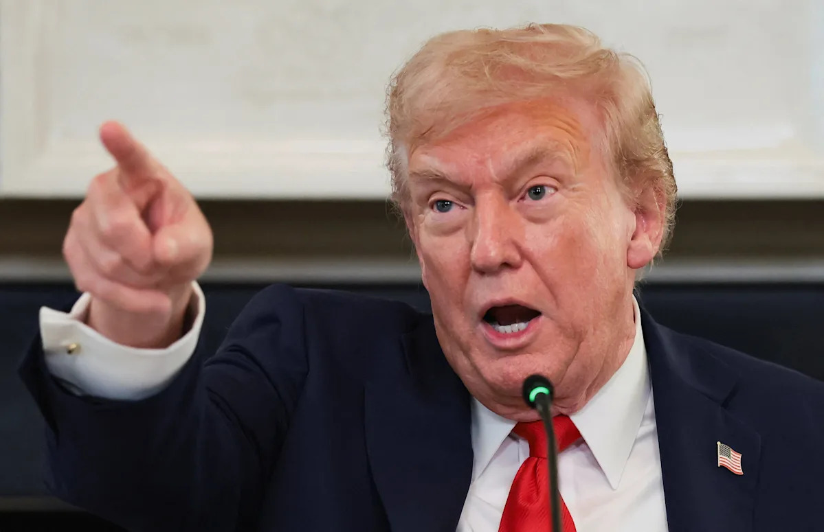 President Trump to undergo medical exam at Walter Reed, White House says President Trump to undergo medical exam at Walter Reed, White House says