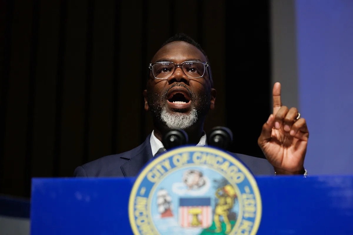 Chicago Mayor Brandon Johnson’s budget group announces familiar ideas to plug gaping hole Chicago Mayor Brandon Johnson’s budget group announces familiar ideas to plug gaping hole