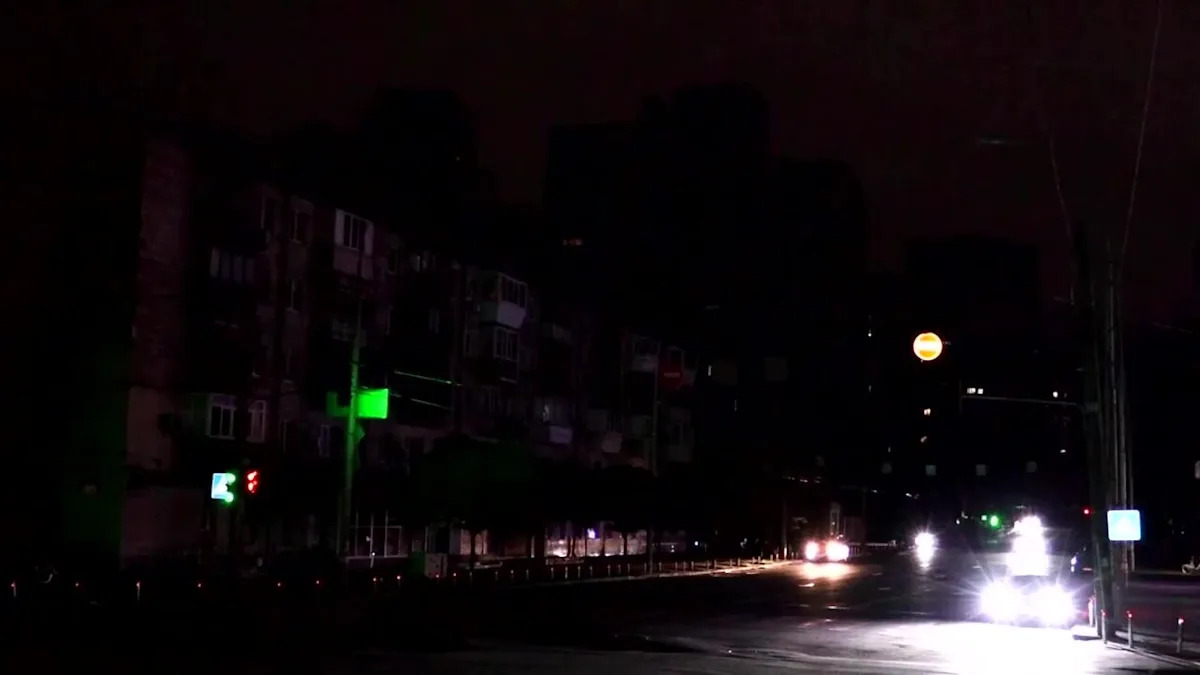 Network overload triggers blackouts in Kyiv, Ukrainian regions Network overload triggers blackouts in Kyiv, Ukrainian regions