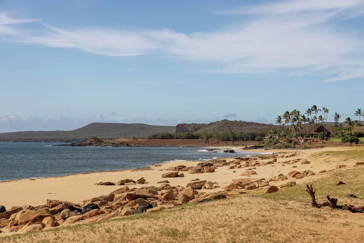Hawaiians unite to buy back land from billionaire in a move never seen before Hawaiians unite to buy back land from billionaire in a move never seen before