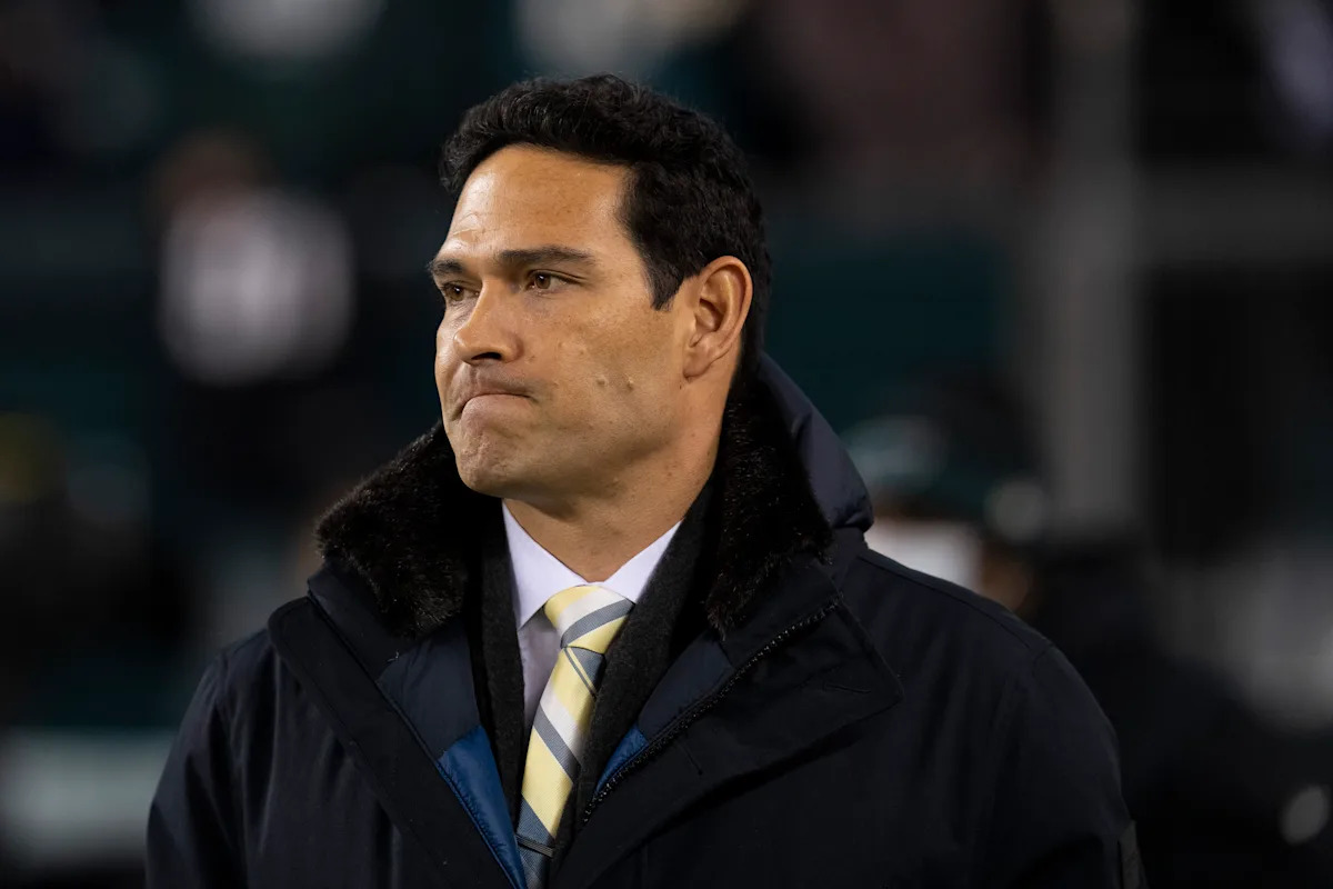 Security footage reportedly shows Mark Sanchez following 69-year-old truck driver before stabbing: ‘This guy is trying to kill me’ Security footage reportedly shows Mark Sanchez following 69-year-old truck driver before stabbing: ‘This guy is trying to kill me’