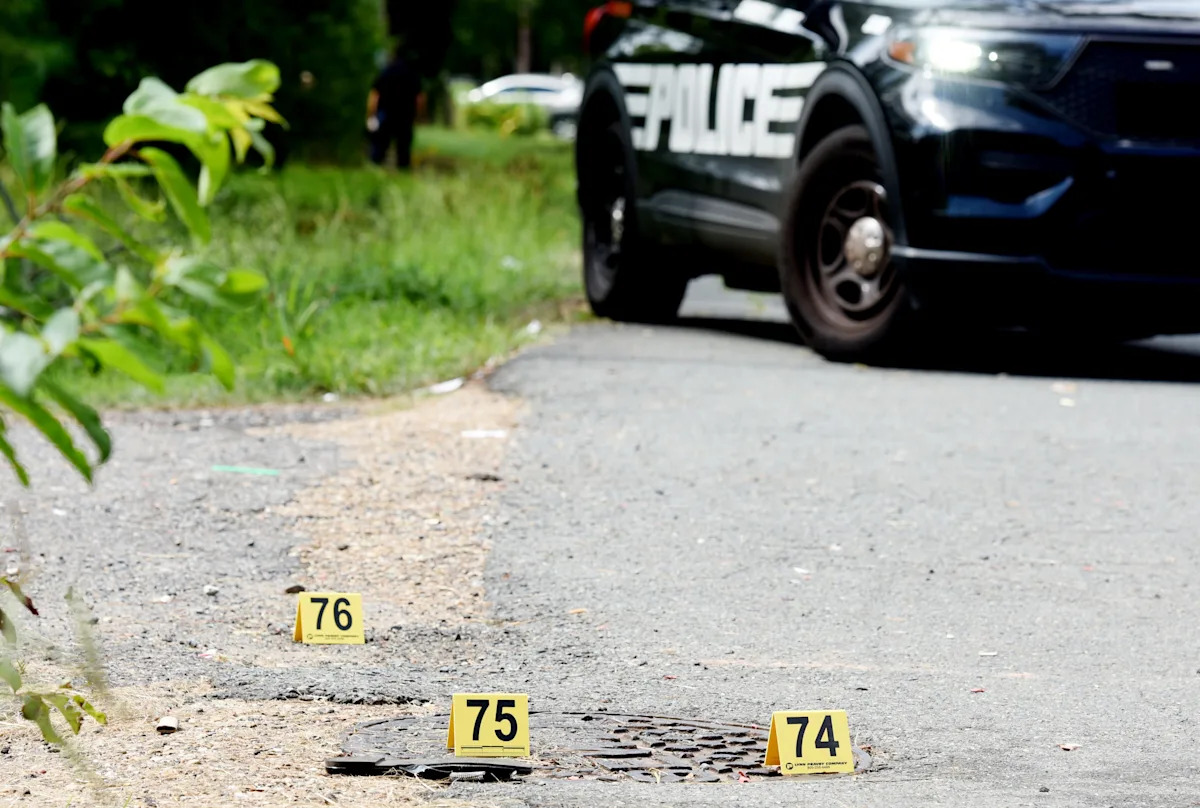 Shreveport Police identify man wanted in mass shooting that happened last weekend Shreveport Police identify man wanted in mass shooting that happened last weekend