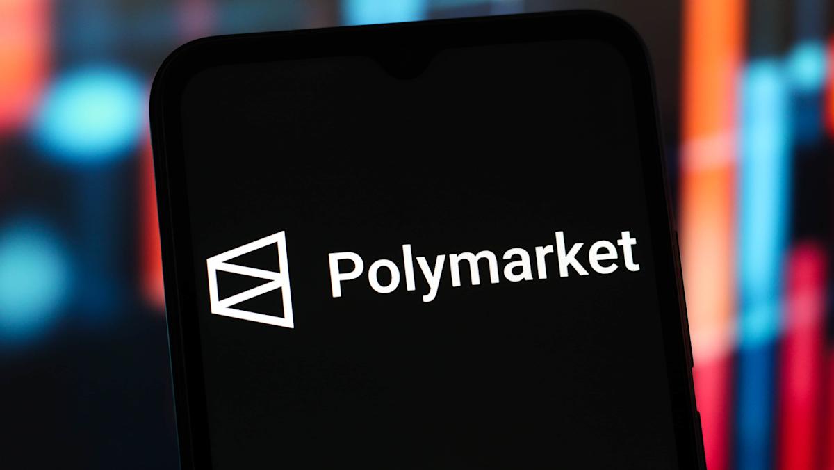DraftKings, Caesars investors weigh Kalshi & Polymarket risks DraftKings, Caesars investors weigh Kalshi & Polymarket risks